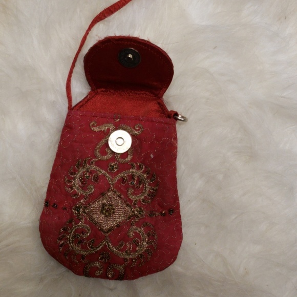 WORLD FINDS handmade mini pouch FAIR TRADE - Picture 3 of 3